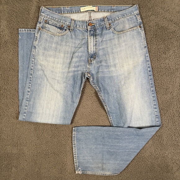 Vintage Levis Jeans Mens 38x30 Blue 514 Slim Straight Leg Light Wash Denim - Picture 1 of 10